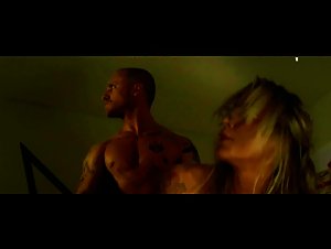 Heather Wahlquist in Alpha Dog (2006) 12