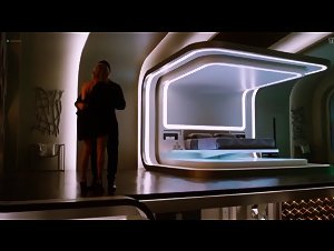 Jennifer Lawrence in Passengers 3