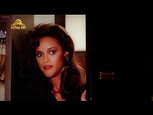 Ingrid Greer , Laurie Senit , Ola Ray in Body and Soul (1981) 19