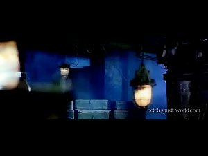 Irina Rakhmanova in 9 rota (2005) 5