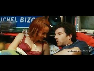 Karina Testa Tits , Brunette in Ze film (2005) 15