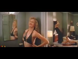 Laura Dern in Wild at Heart (1990) 8