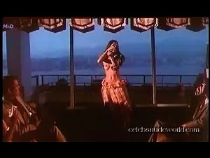 Laura Gemser in Eva nera (1976) 6