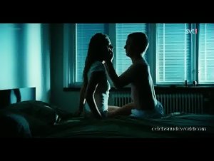 Malin Buska in Happy End (2011) 5