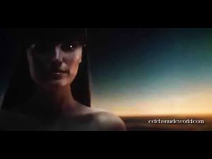 Malin Akerman in Watchmen (2009) 2