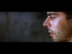 Natalia Verbeke in Nadie conoce a nadie (1999) 2