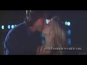 Tara Reid Outdoor , Couple scene in Body Shots (1999) 4