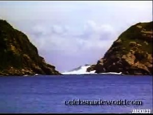 Vera Fischer Beach , boobs in Navalha na Carne (1997) 10