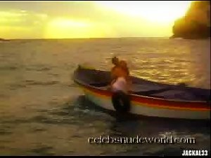 Vera Fischer Beach , boobs in Navalha na Carne (1997) 17