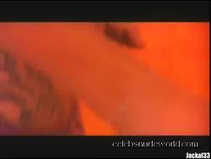 Vera Gemma Kissing , Couple in Scarlet Diva (2000) 16