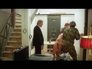 Aida Gouveia , Karine Gambier in Frauen fur Zellenblock 9 (1978) 3