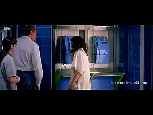 Aitana Sanchez-Gijon in La puta y la ballena (2004) 2