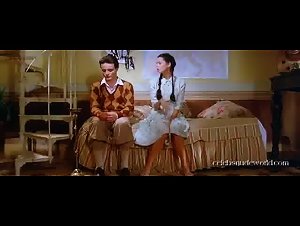 Dayle Haddon in La cugina (1974) 1