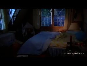 Elizabeth Kaitan in Friday the 13th Part VII: The New Blood (1988) 14