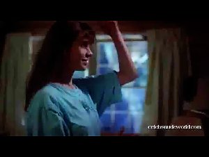 Elizabeth Kaitan in Friday the 13th Part VII: The New Blood (1988) 16