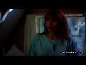 Elizabeth Kaitan in Friday the 13th Part VII: The New Blood (1988) 17