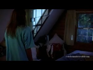 Elizabeth Kaitan in Friday the 13th Part VII: The New Blood (1988) 20
