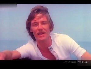 Elizabeth Turner , Silvia Dionisio Outdoor , Vintage in Una ondata di piacere (1975) 6