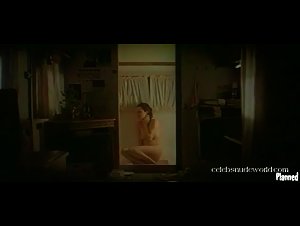 Francesca Neri in ¡Dispara! (1993) 20