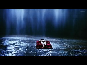 Fumi Nikaidou , Yoko Maki in Mitsu no aware (2016) 13