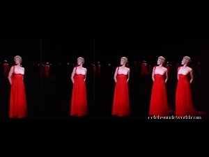 Gisele Lindley , Julie Andrews , Marisa Berenson , Rosanna Arquette in S.O.B. (1981) 15