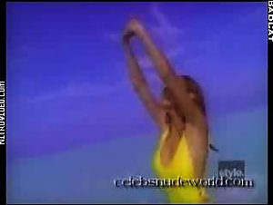 Heidi Klum Beach , Bikini in Sports Illustrated Swimsuit Collection (1998) 13