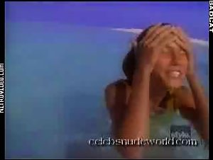 Heidi Klum Beach , Bikini in Sports Illustrated Swimsuit Collection (1998) 17