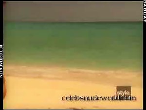 Heidi Klum Beach , Butt in Sports Illustrated Swimsuit Collection (1998) 20