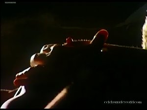 Helena Ranaldi in Presenca de Anita (2001) 18
