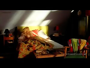 Isabelle Carre in Les sentiments (2003) 8