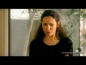Isabelle Le Nouvel in De si jolies sorcieres (2001) 3