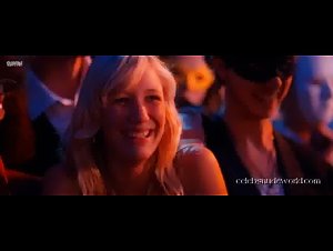 Isis Cabolet in Sterke verhalen (2010) 3