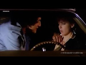 Karoline Mardeck in La casa sperduta nel parco (1980) 6