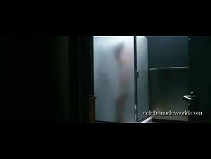 Kate Beckinsale in Whiteout (2009) 16