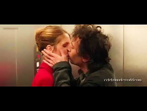 Laurence Arne in A coup sur (2014) 11