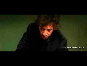 Laurence Arne in A coup sur (2014) 4