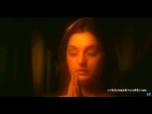 Lauren Ryland , Tina Krause scene in Thirst (2006) 7