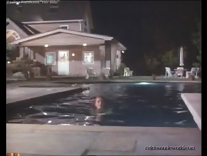 Paulina Porizkova in Her Alibi (1989) 9