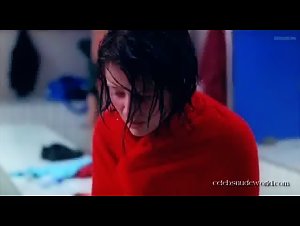 Pauline Etienne in Le bel age (2009) 7