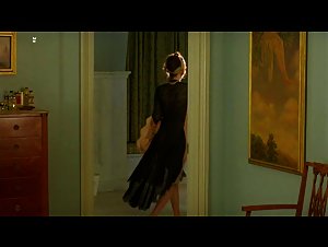 Paz de la Huerta Bathtub , Brunette in Boardwalk Empire (2010) 15