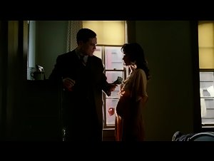Paz de la Huerta Brunette , Glamour in Boardwalk Empire (2010) 14