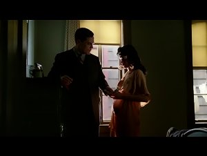 Paz de la Huerta Brunette , Glamour in Boardwalk Empire (2010) 16