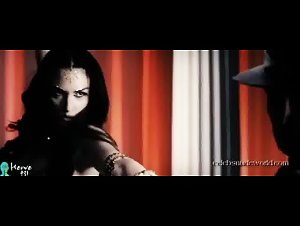 Paz Vega underware , hot scene in Spirit (2008) 13