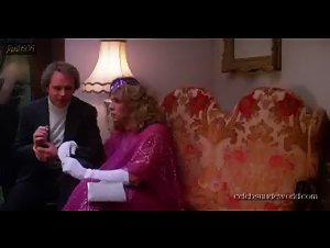 Peggy Trentini in Young Doctors in Love (1982) 13