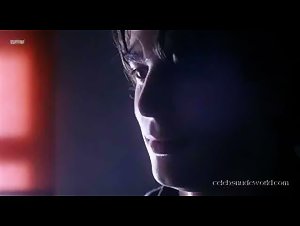 Penelope Cruz in Abre los ojos (1997) 3