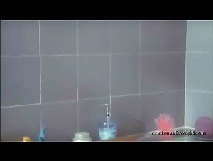 Rebecca Romijn Bathtub , Blonde in Femme Fatale (2002) 18