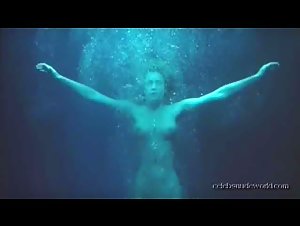 Rebecca Romijn Wet , Explicit in Femme Fatale (2002) 15
