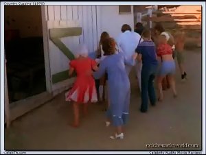 Rene Bond Outdoor , Hairy Pussy in Country Cuzzins (1970) 3