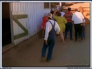 Rene Bond Outdoor , Hairy Pussy in Country Cuzzins (1970) 4