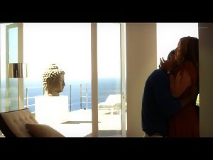 Sanne Vogel in Verliefd op Ibiza (2013) 4